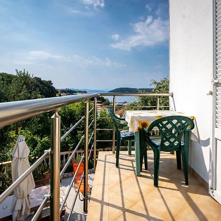 Apartments Marija Супетарска-Драга Экстерьер фото